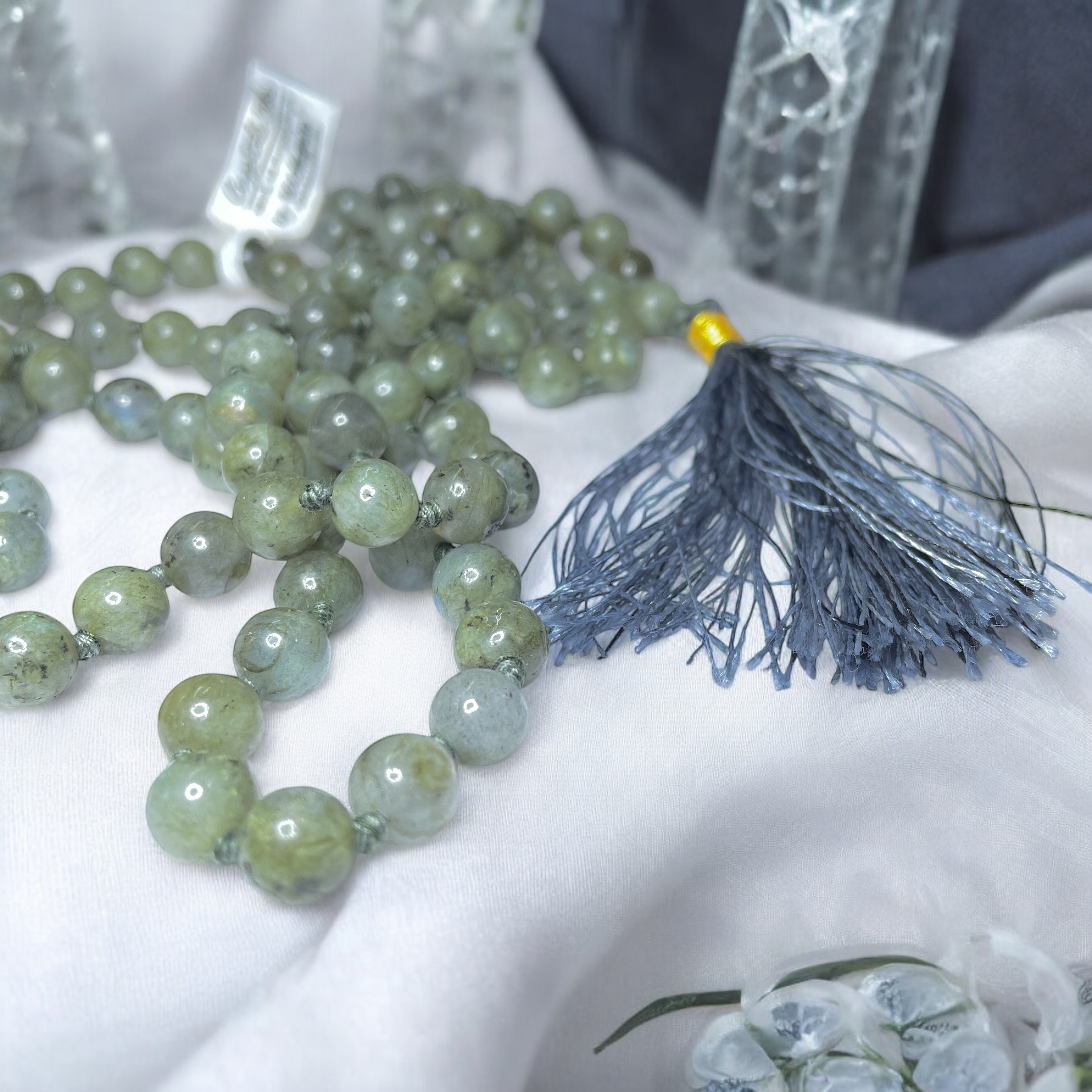 Rocksmins Labradorite Crystal Jaap Mala - 108+1 Beads 8 mm Beads for Pooja, Astrology for Wearing in Neck/Holding for Men Women Boys Girls