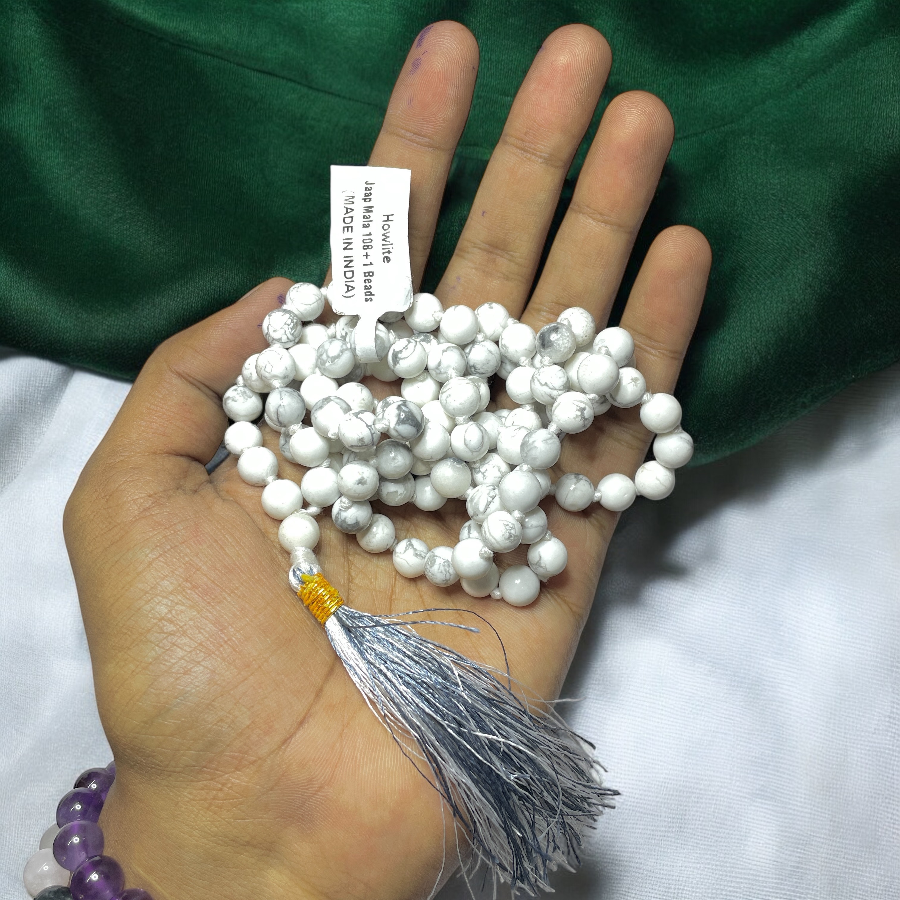 Rocksmins Howlite Crystal Jaap Mala - 108+1 Beads 8 mm Beads for Pooja, Astrology for Wearing in Neck/Holding for Men Women Boys Girls