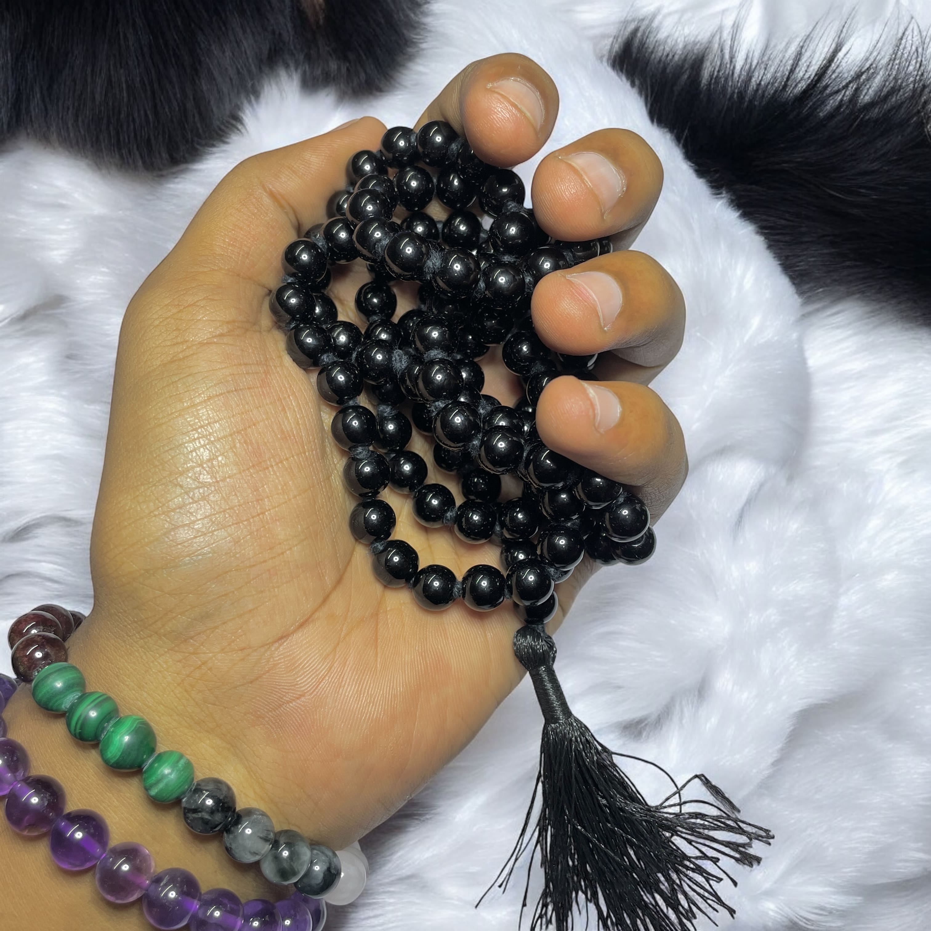 Rocksmins Tourmaline Crystal Jaap Mala - 108+1 Beads 8 mm Beads for Pooja, Astrology for Wearing in Neck/Holding for Men Women Boys Girls