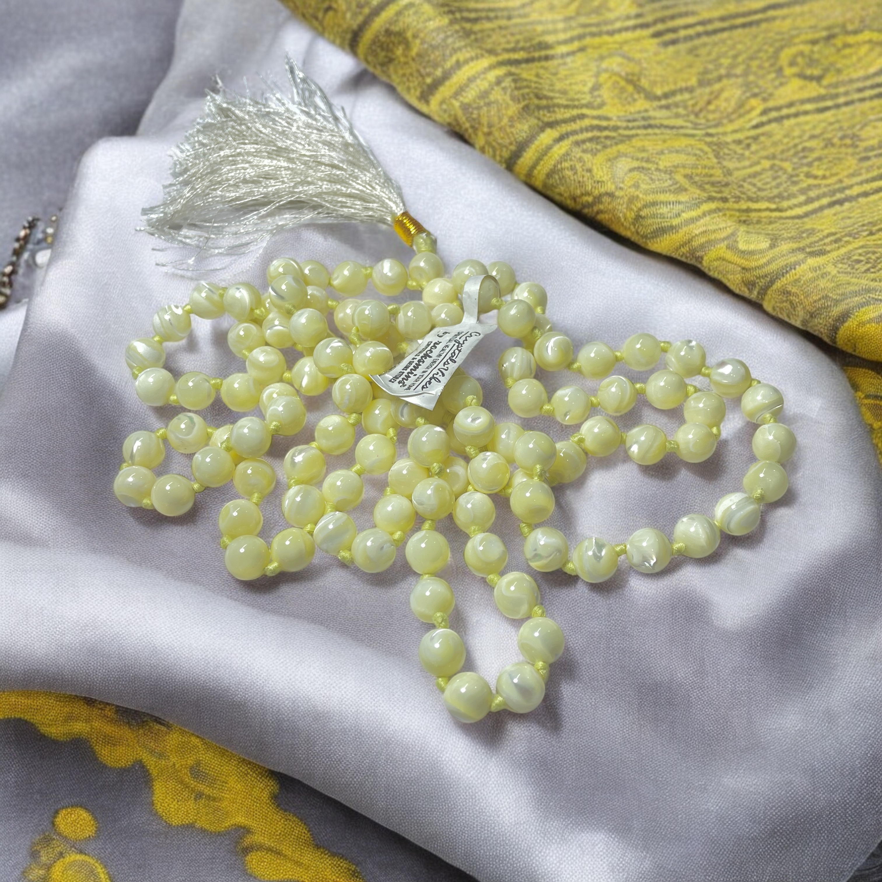 rocksmins-mother-of-pearls-crystal-jaap-mala---1081-beads-8-mm-beads-for-pooja-astrology-for-wearing-in-neckholding-for-men-women-boys-girls