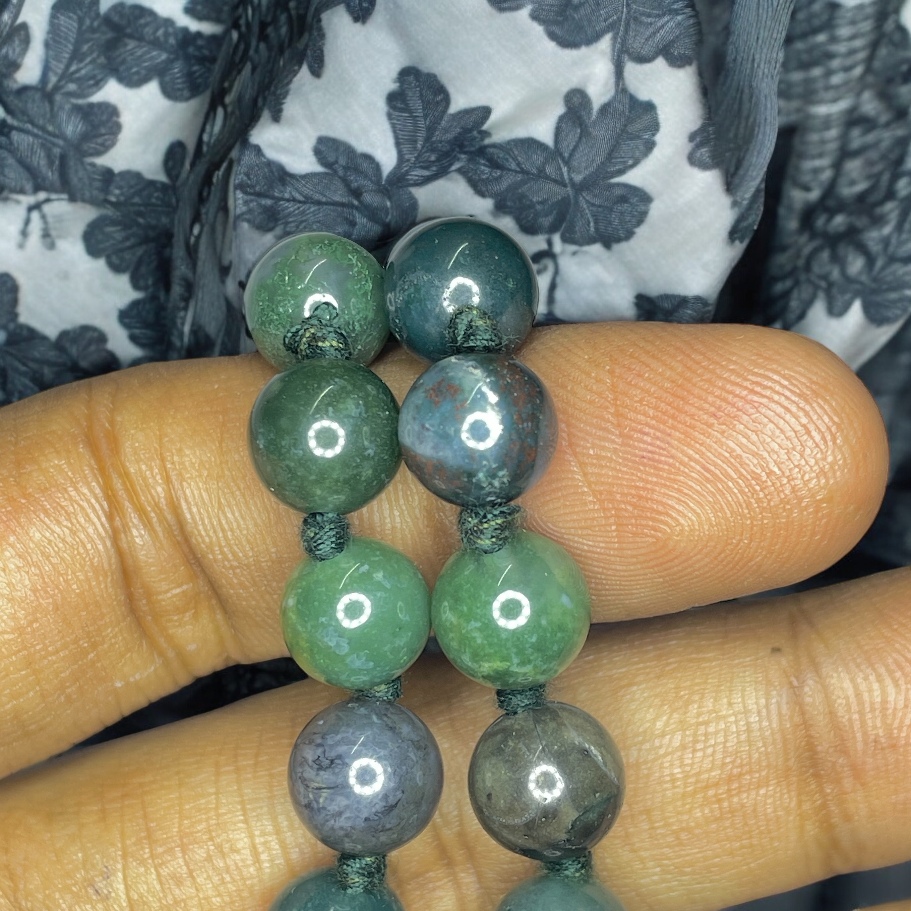 Rocksmins Moss Agate Crystal Jaap Mala - 108+1 Beads 8 mm Beads for Pooja, Astrology for Wearing in Neck/Holding for Men Women Boys Girls