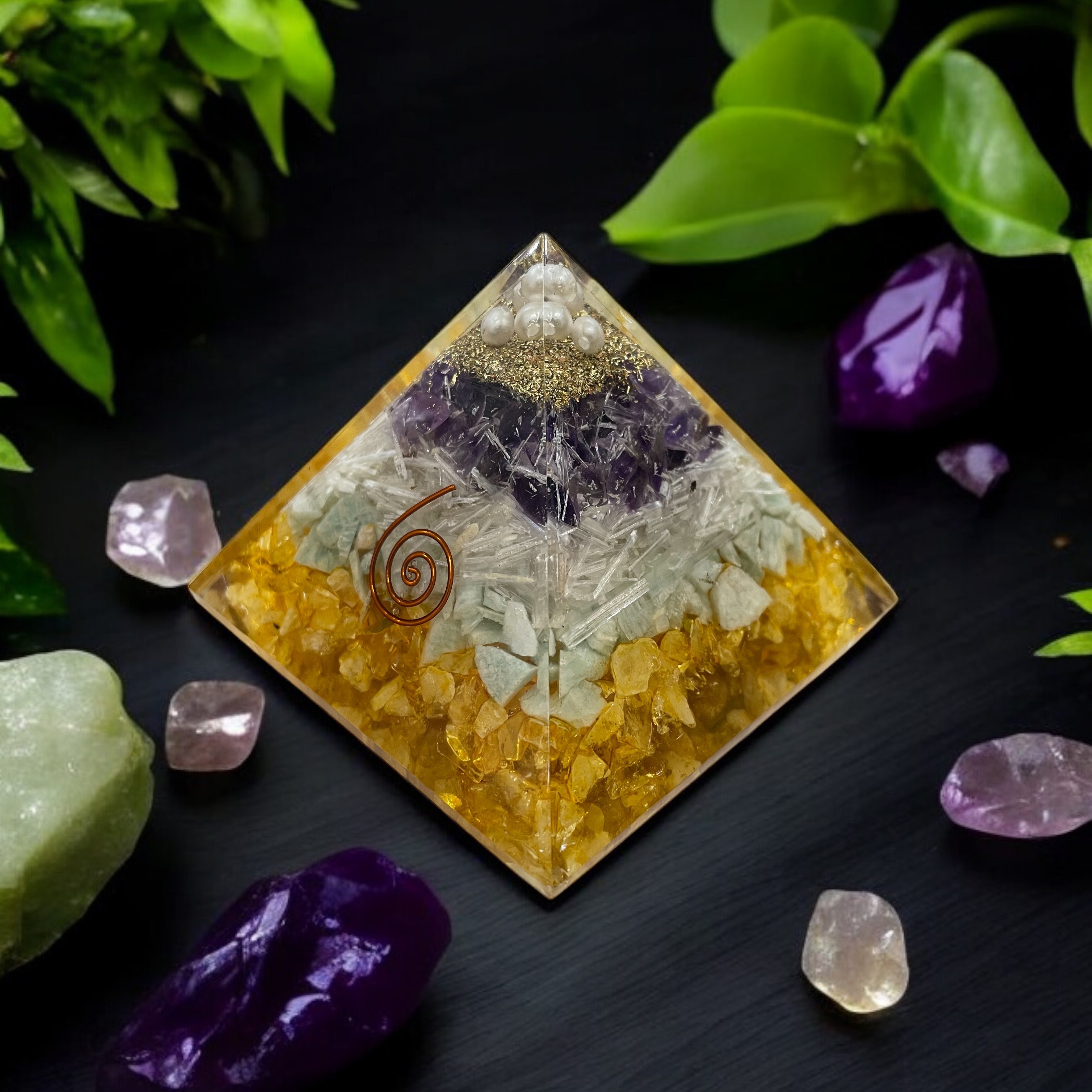 rocksmins-money-magnet-2-orgone-crystal-pyramid-for-balancing-energy-removing-negative-energy-and-promoting-overall-well-being