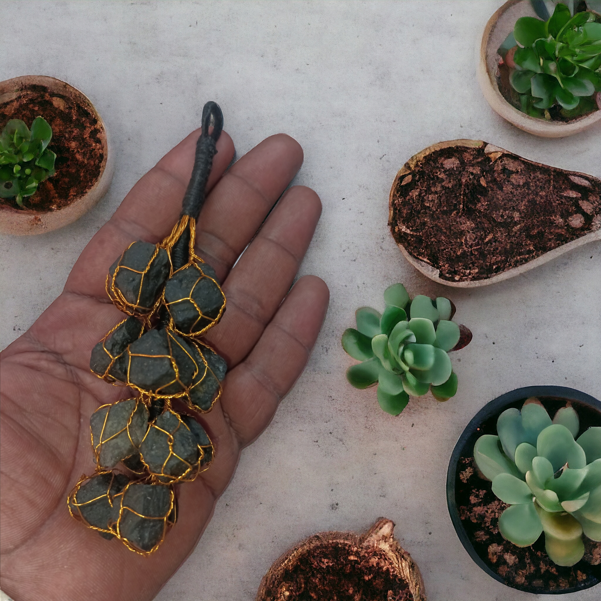 Tourmaline Crystals Hanger for Removing Negative Energy & Protecting Your Family: Enhance Harmony and Shield Your Home