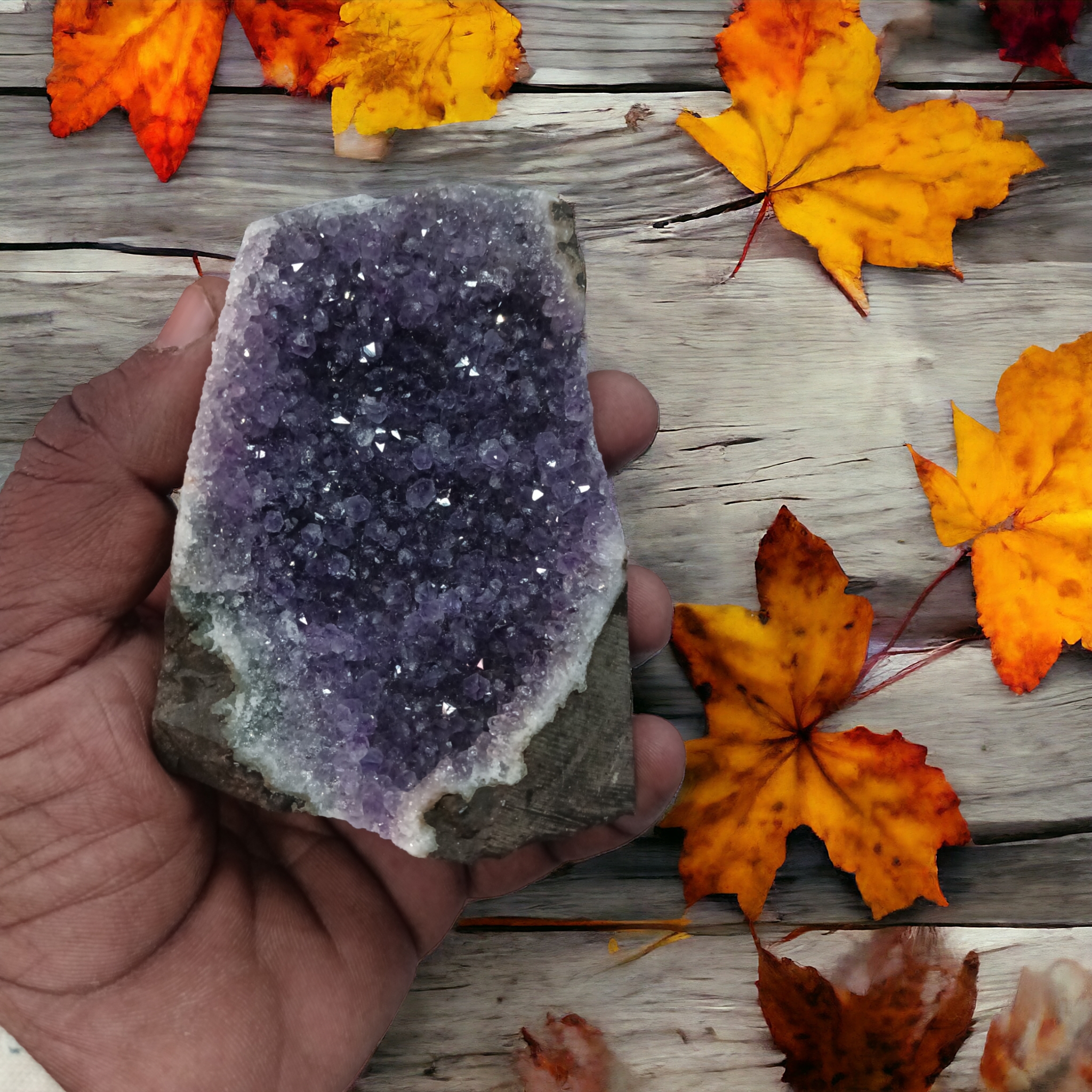 amethyst-cluster-geode-for-meditation-brand--rocksmins