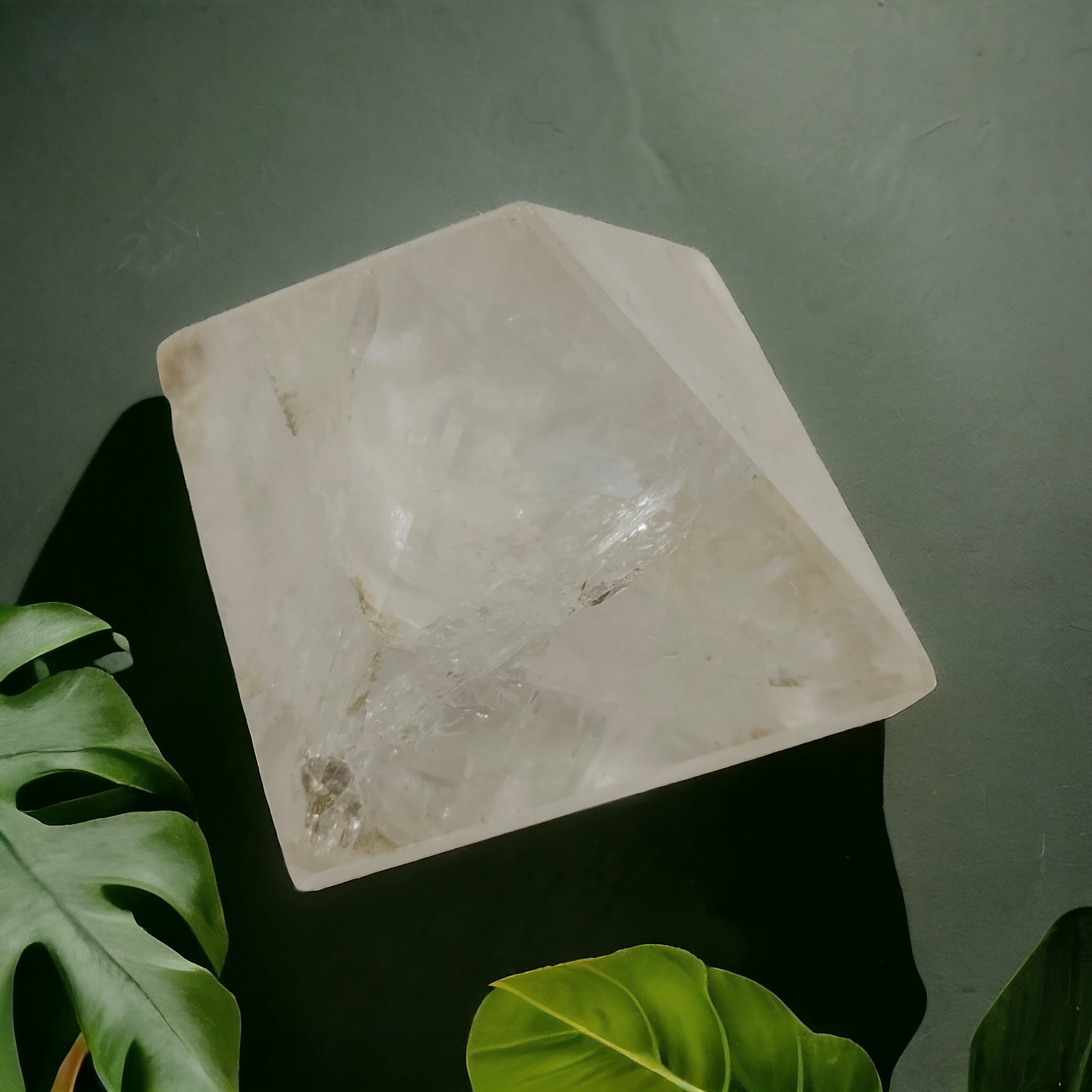 quartz-clear-crystal-pyramid-natural-stone-pyramid-for-reiki-healing-crystal-healing-vastu-positive-energy-meditation-decor-brand--rocksmins