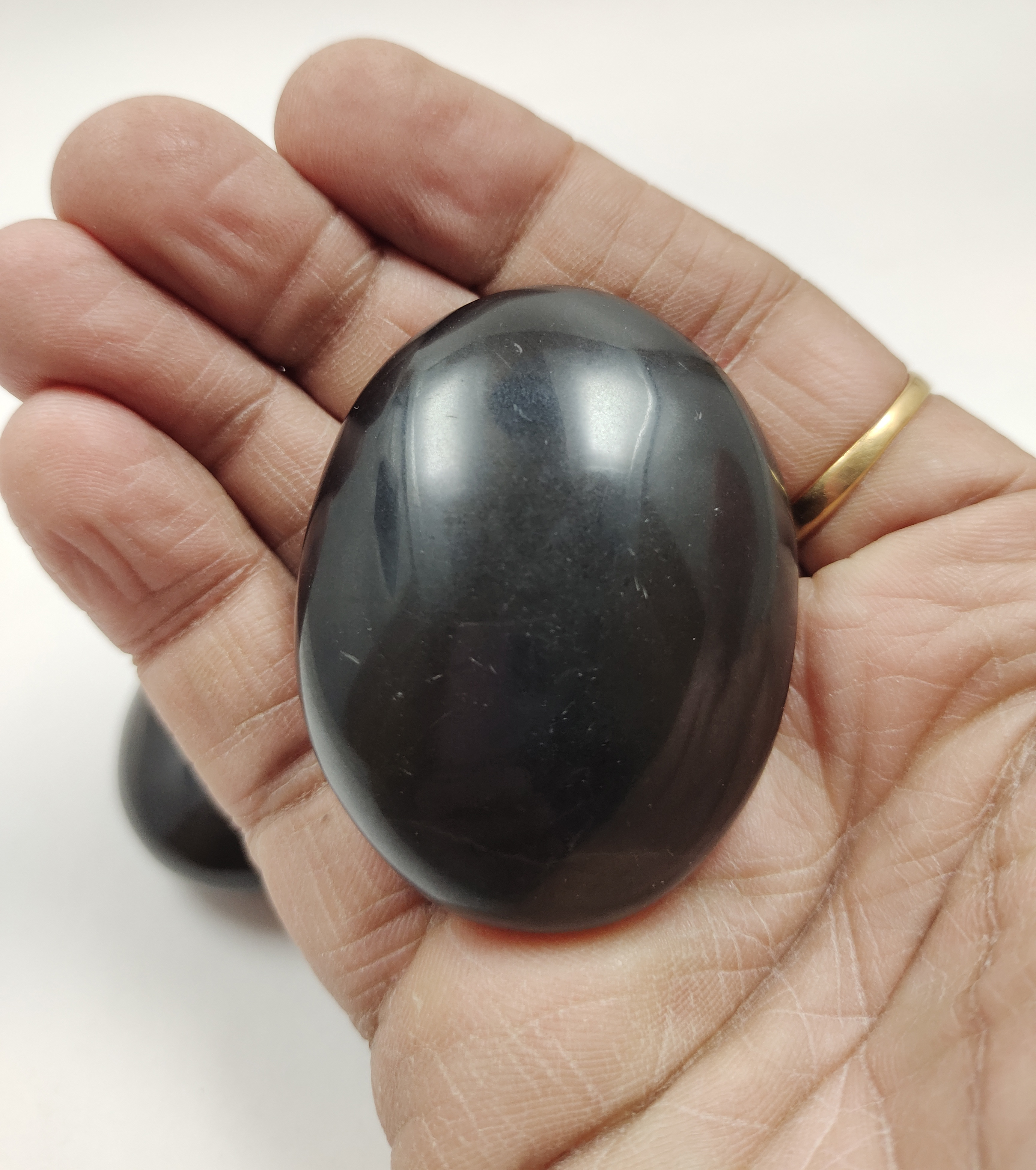 Obsidian Black Palm Stone For Healing And Meditation (Polished) Brand : Rocksmins  