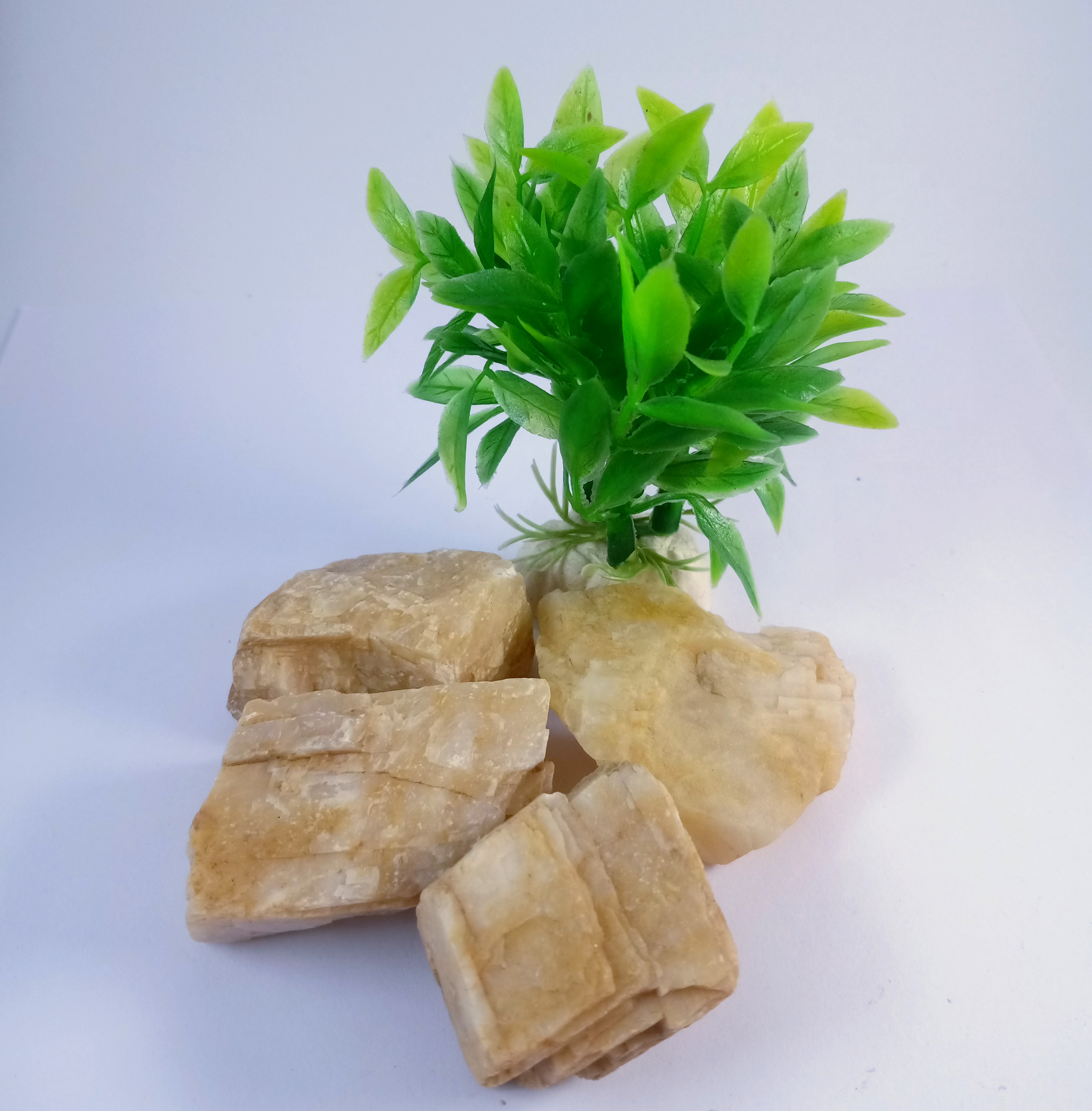 Calcite yellow Natural Rough Stone 100gm+ For Reiki, Healing Aura Cleaning, Tumbling, Vastu, Meditation, Gardening, Decoration & Remove Negative Energy (Raw)   Brand : Rocksmins