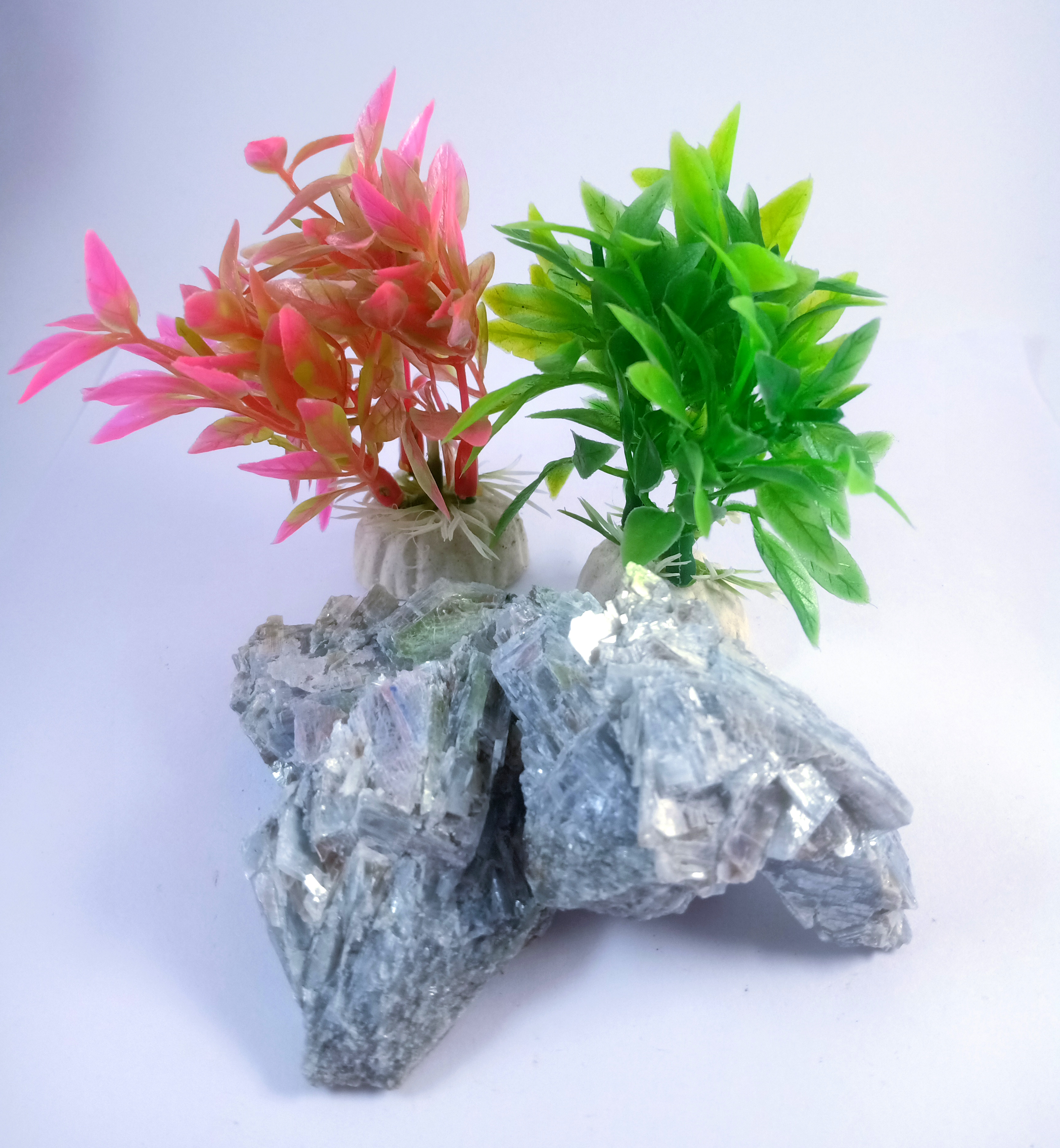 Kyanite Natural Rough Stone 100gm+ For Reiki, Healing Aura Cleaning, Tumbling, Vastu, Meditation, Gardening, Decoration & Remove Negative Energy (Raw)   Brand : Rocksmins