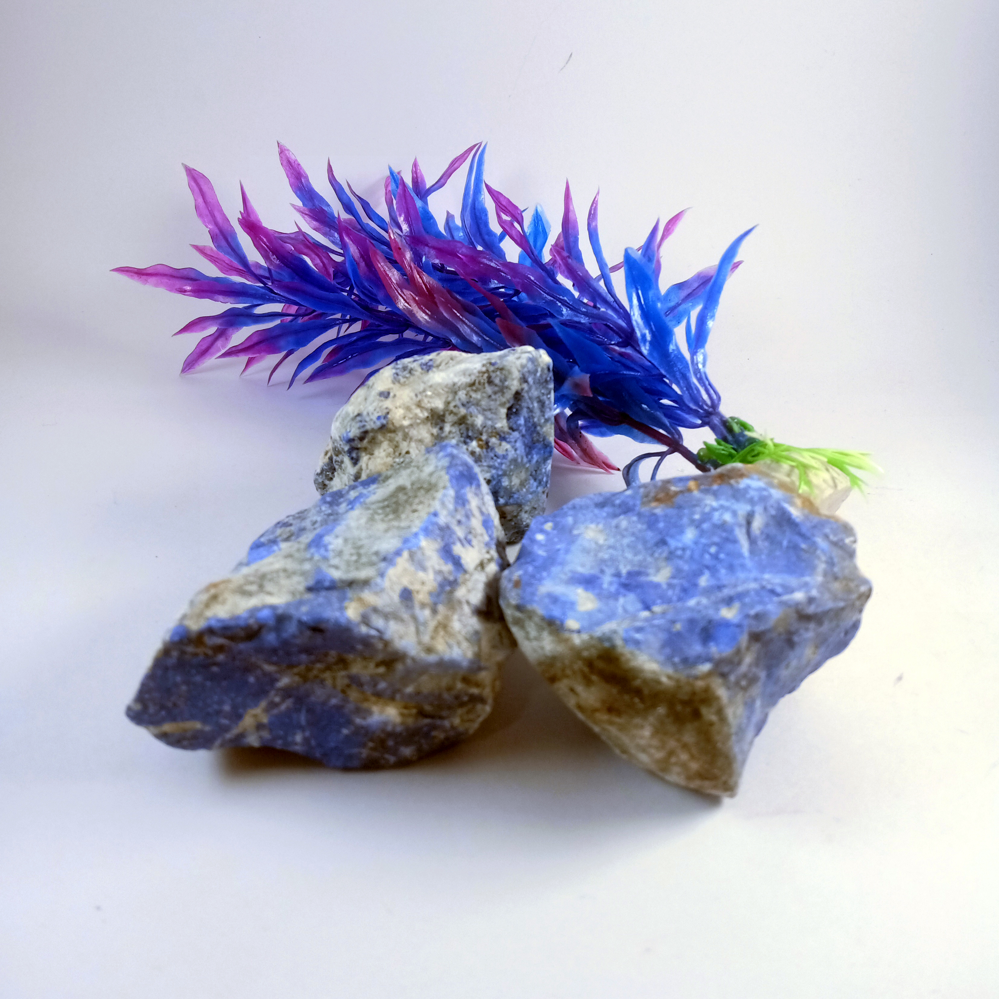 Lapis Natural Rough Stone 100gm+ For Reiki, Healing Aura Cleaning, Tumbling, Vastu, Meditation, Gardening, Decoration & Remove Negative Energy (Raw)   Brand : Rocksmins