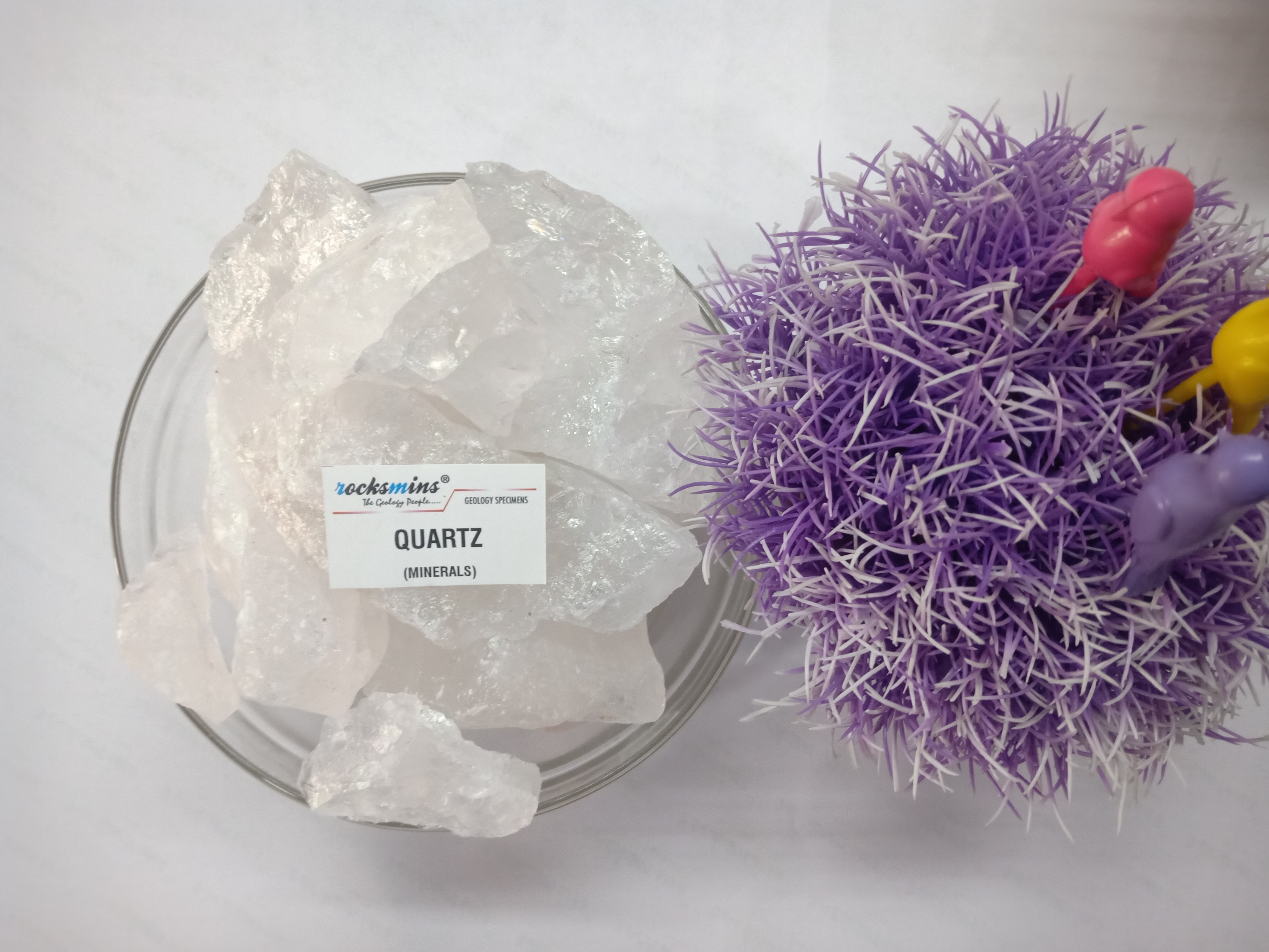 Quartz Translucent Natural Rough Stone 100gm+ For Reiki, Healing Aura Cleaning, Tumbling, Vastu, Meditation, Gardening, Decoration & Remove Negative Energy (Raw)   Brand : Rocksmins