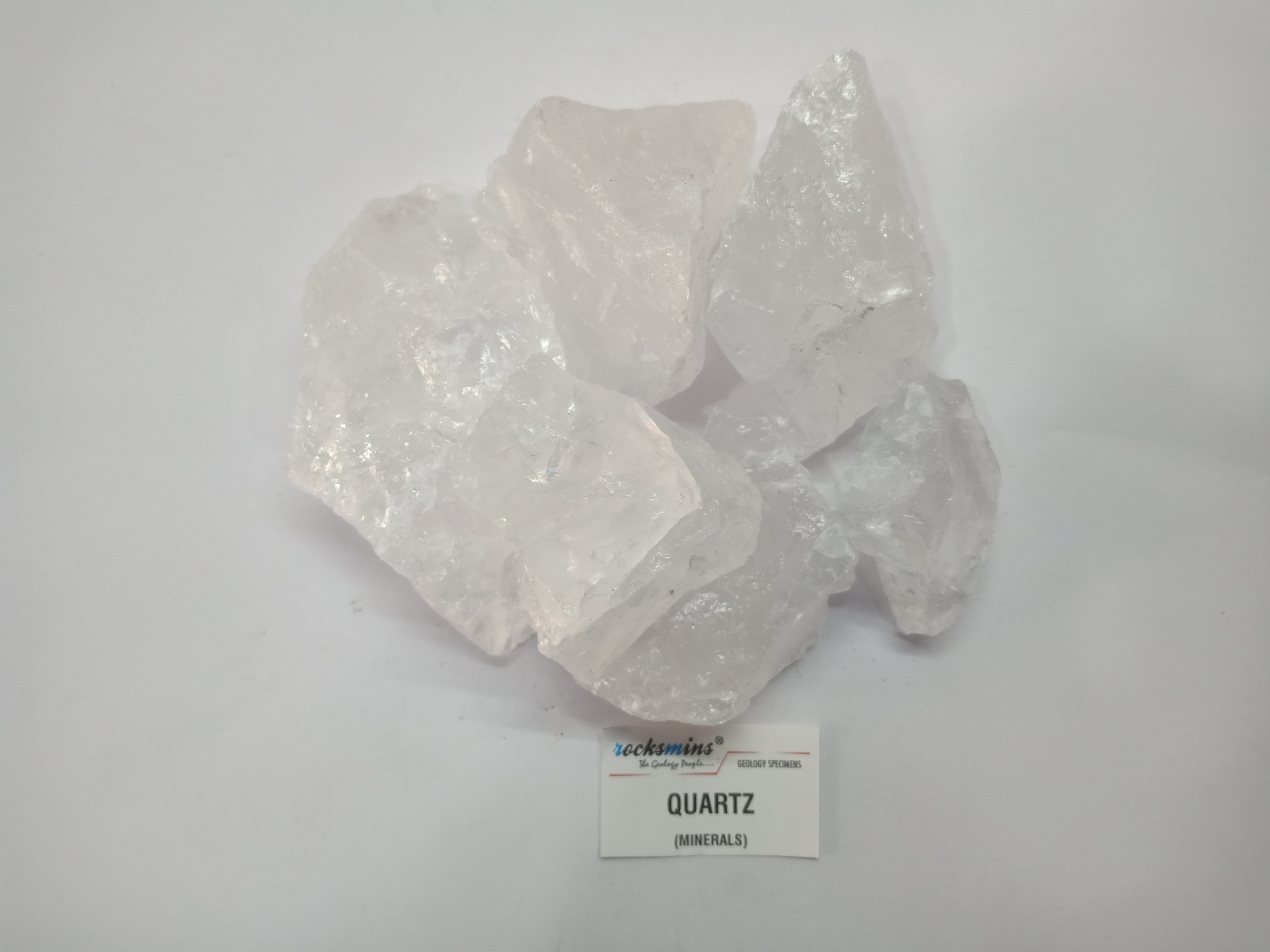Quartz Translucent Natural Rough Stone 100gm+ For Reiki, Healing Aura Cleaning, Tumbling, Vastu, Meditation, Gardening, Decoration & Remove Negative Energy (Raw)   Brand : Rocksmins