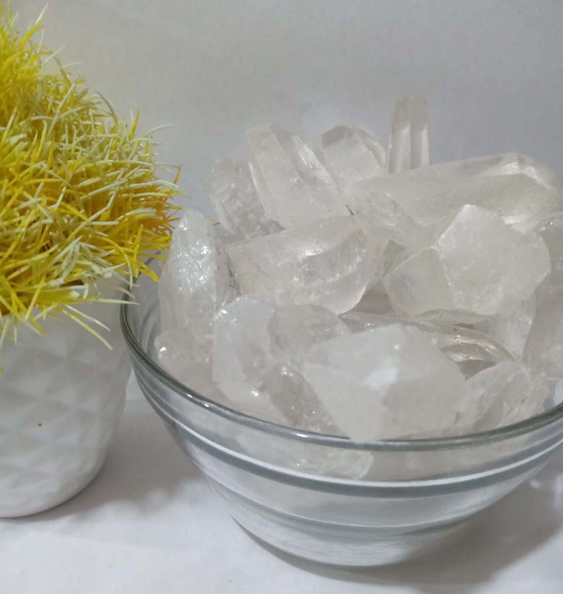 Quartz Crystal Pencil Natural Rough Stone 100gm+ For Reiki, Healing Aura Cleaning, Tumbling, Vastu, Meditation, Gardening, Decoration & Remove Negative Energy (Raw)   Brand : Rocksmins