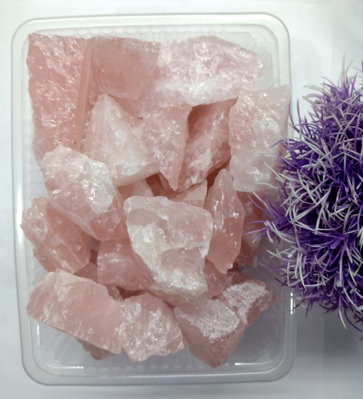 Quartz rose Natural Rough Stone 100gm+ For Reiki, Healing Aura Cleaning, Tumbling, Vastu, Meditation, Gardening, Decoration & Remove Negative Energy (Raw)   Brand : Rocksmins