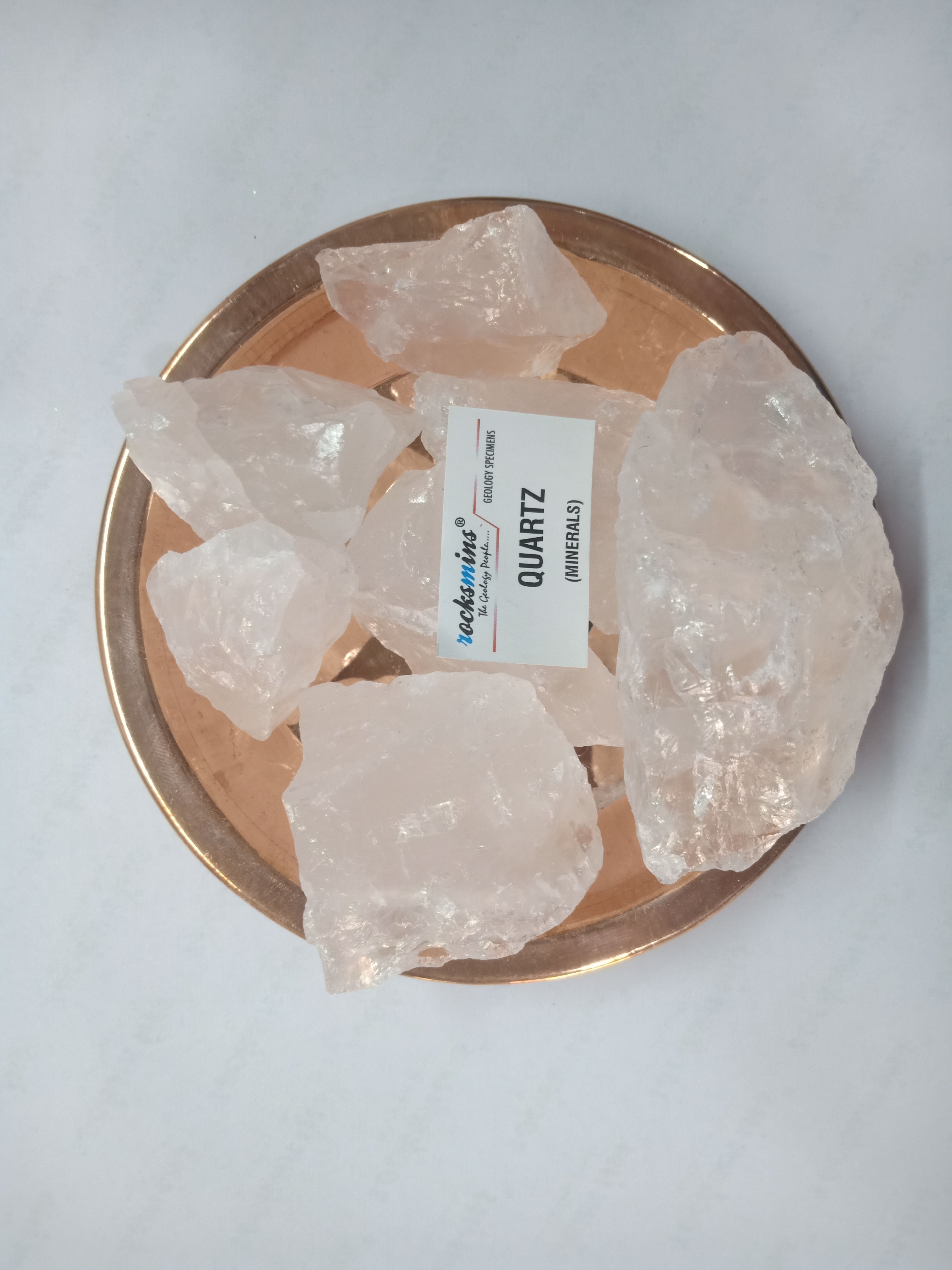 Quartz Translucent Natural Rough Stone 100gm+ For Reiki, Healing Aura Cleaning, Tumbling, Vastu, Meditation, Gardening, Decoration & Remove Negative Energy (Raw)   Brand : Rocksmins