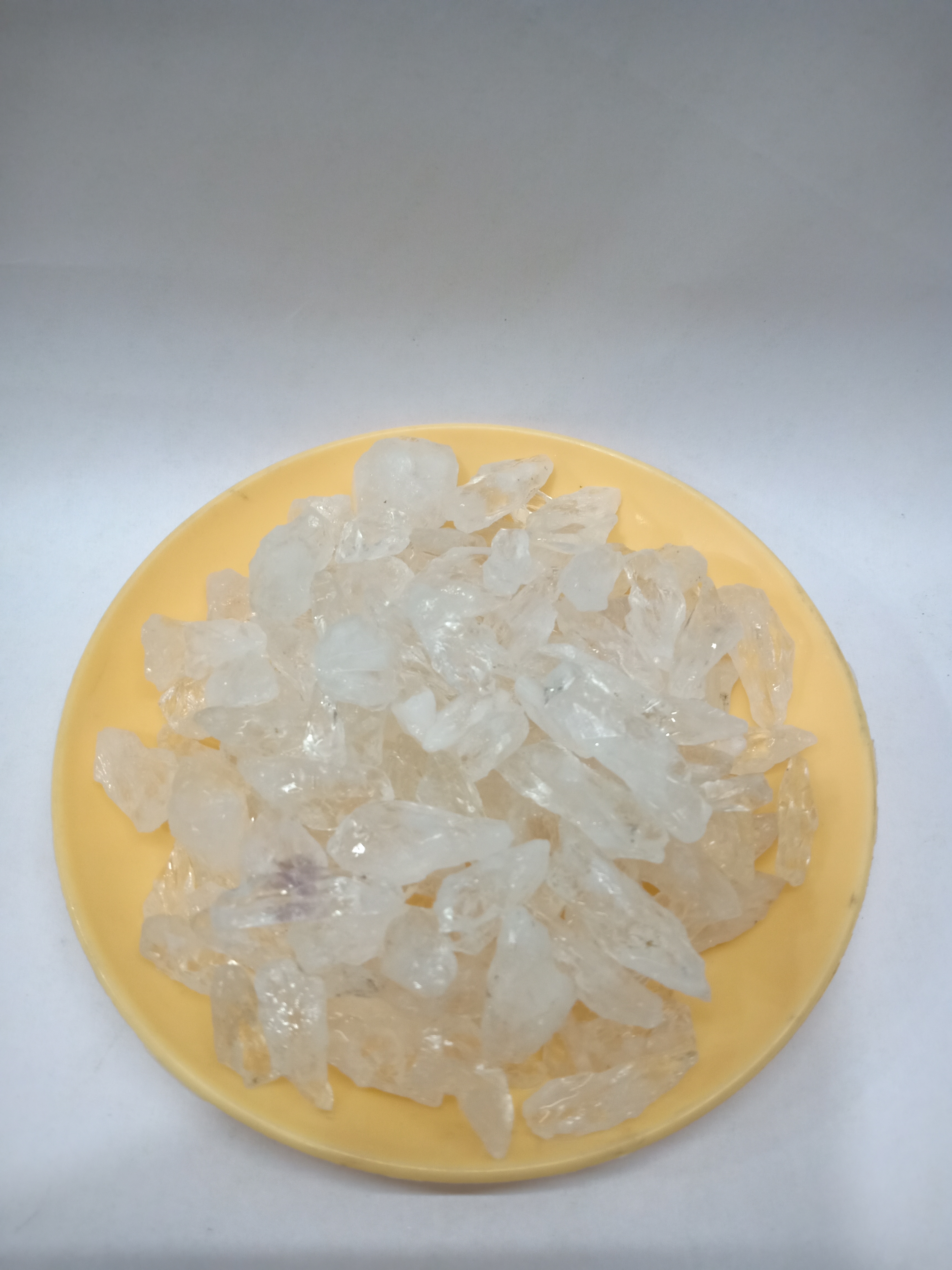 Quartz Crystal Pencil Small Natural Rough Stone 100gm+ For Reiki, Healing Aura Cleaning, Tumbling, Vastu, Meditation, Gardening, Decoration & Remove Negative Energy (Raw)   Brand : Rocksmins