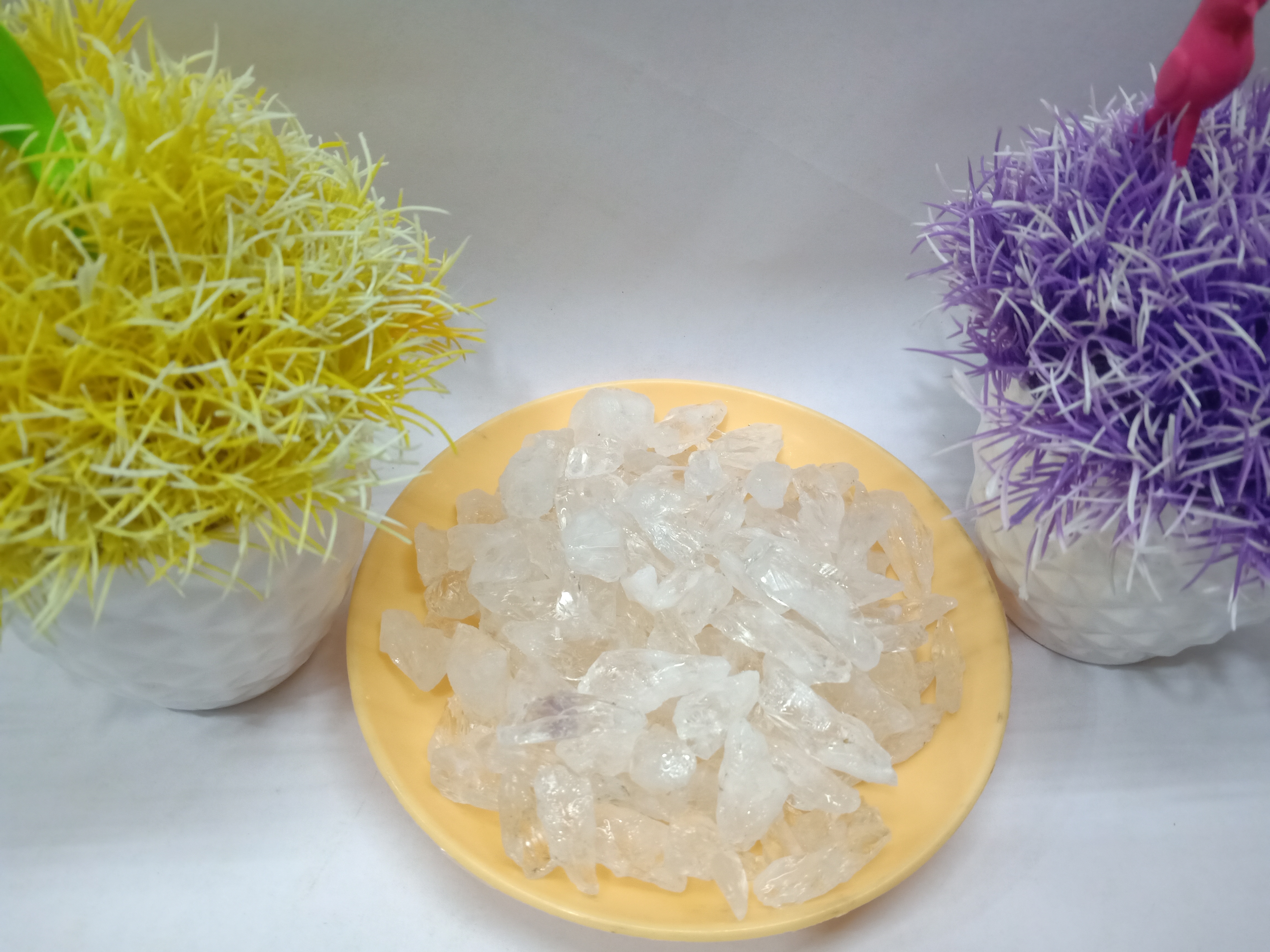 Quartz Crystal Pencil Small Natural Rough Stone 100gm+ For Reiki, Healing Aura Cleaning, Tumbling, Vastu, Meditation, Gardening, Decoration & Remove Negative Energy (Raw)   Brand : Rocksmins