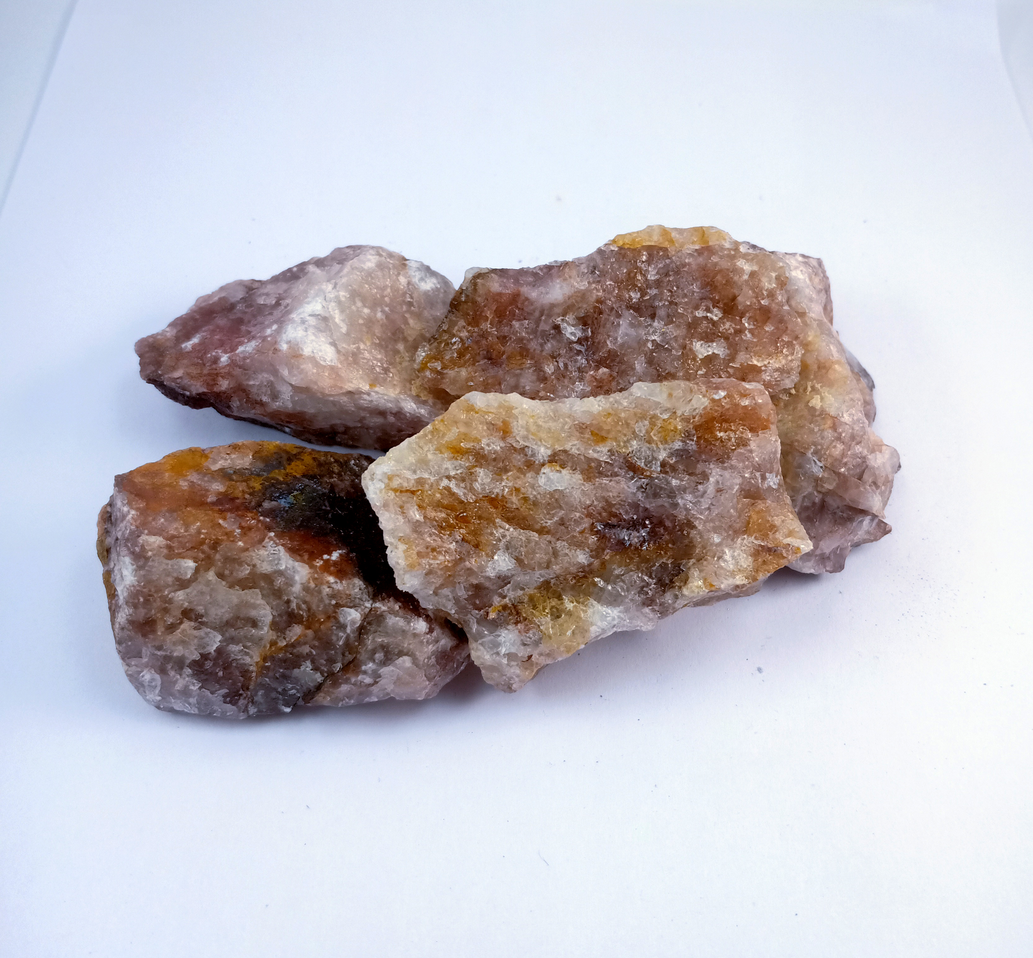 Quartz red Natural Rough Stone 100gm+ For Reiki, Healing Aura Cleaning, Tumbling, Vastu, Meditation, Gardening, Decoration & Remove Negative Energy (Raw)   Brand : Rocksmins