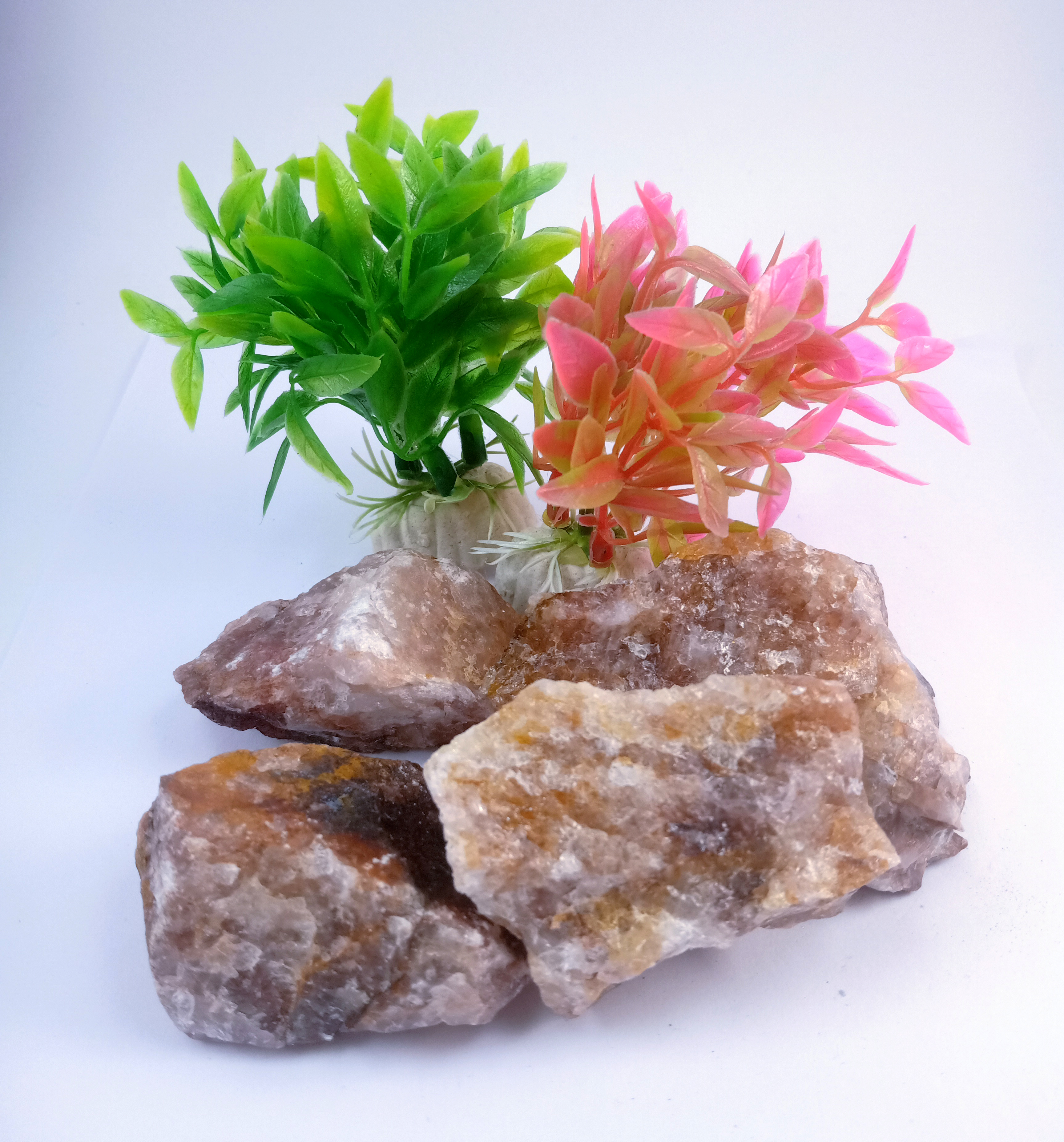 Quartz red Natural Rough Stone 100gm+ For Reiki, Healing Aura Cleaning, Tumbling, Vastu, Meditation, Gardening, Decoration & Remove Negative Energy (Raw)   Brand : Rocksmins