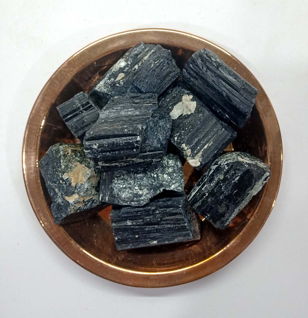 Tourmaline Natural Rough Stone 100gm+ For Reiki, Healing Aura Cleaning, Tumbling, Vastu, Meditation, Gardening, Decoration & Remove Negative Energy (Raw)   Brand : Rocksmins