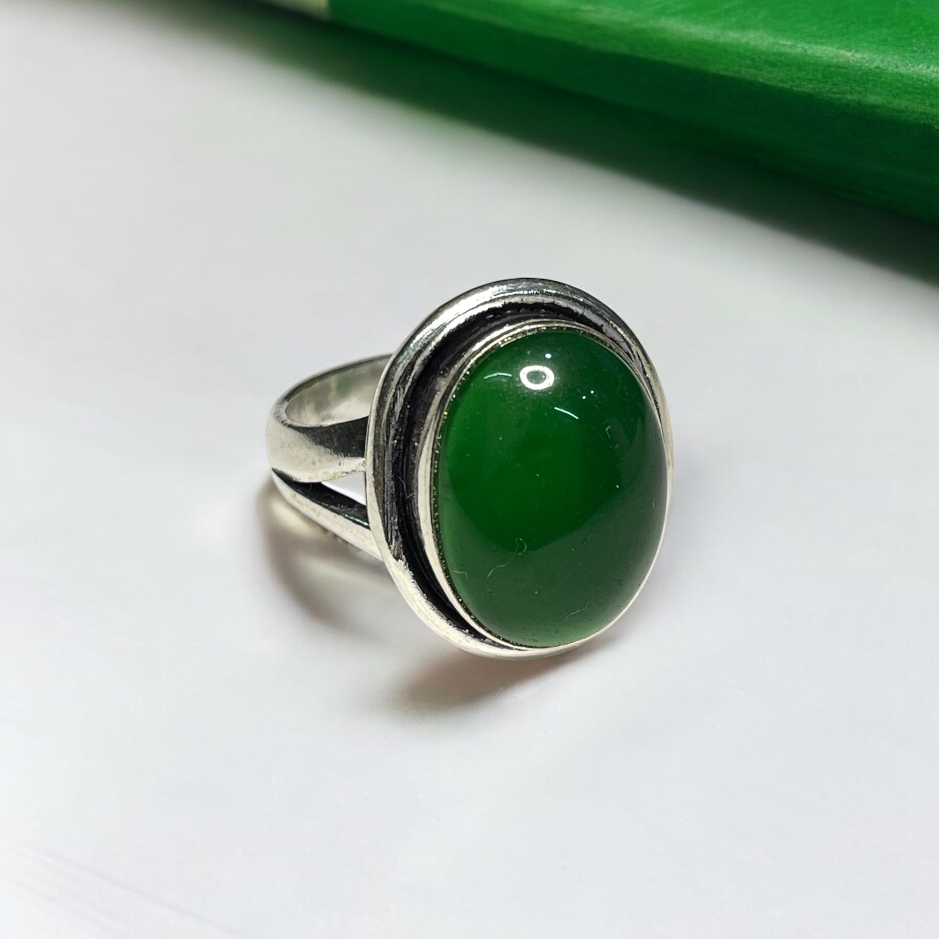jade-green-crystal-ring-natural-made-with-original-crystal-stone-for-men-women-boy-girl-unisex-brand---rocksmins