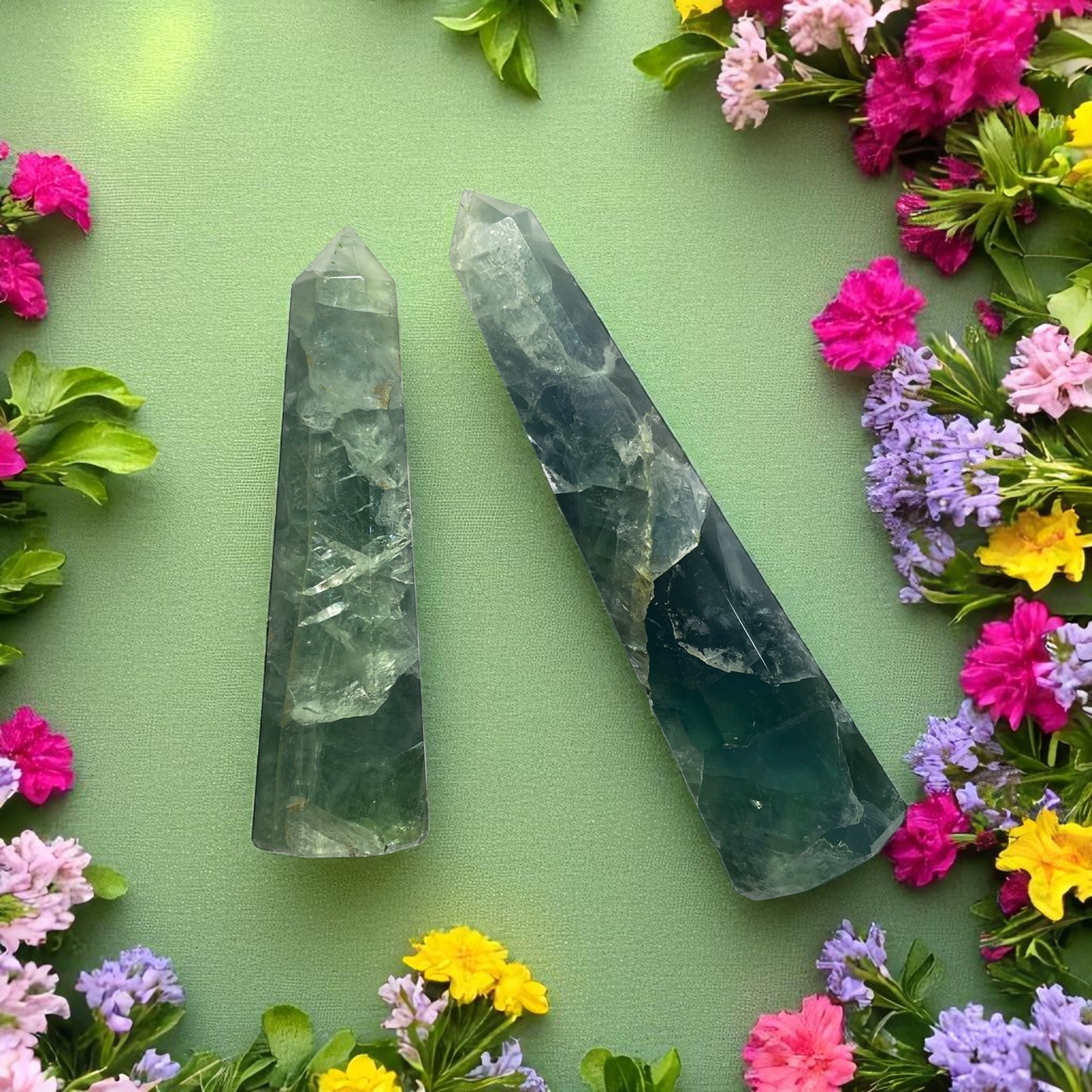 Fluorite Wands for Crystal Healing, Crystal Therapy, Meditation, Chakra Balancing Unisex Men Women Brand : Rocksmins