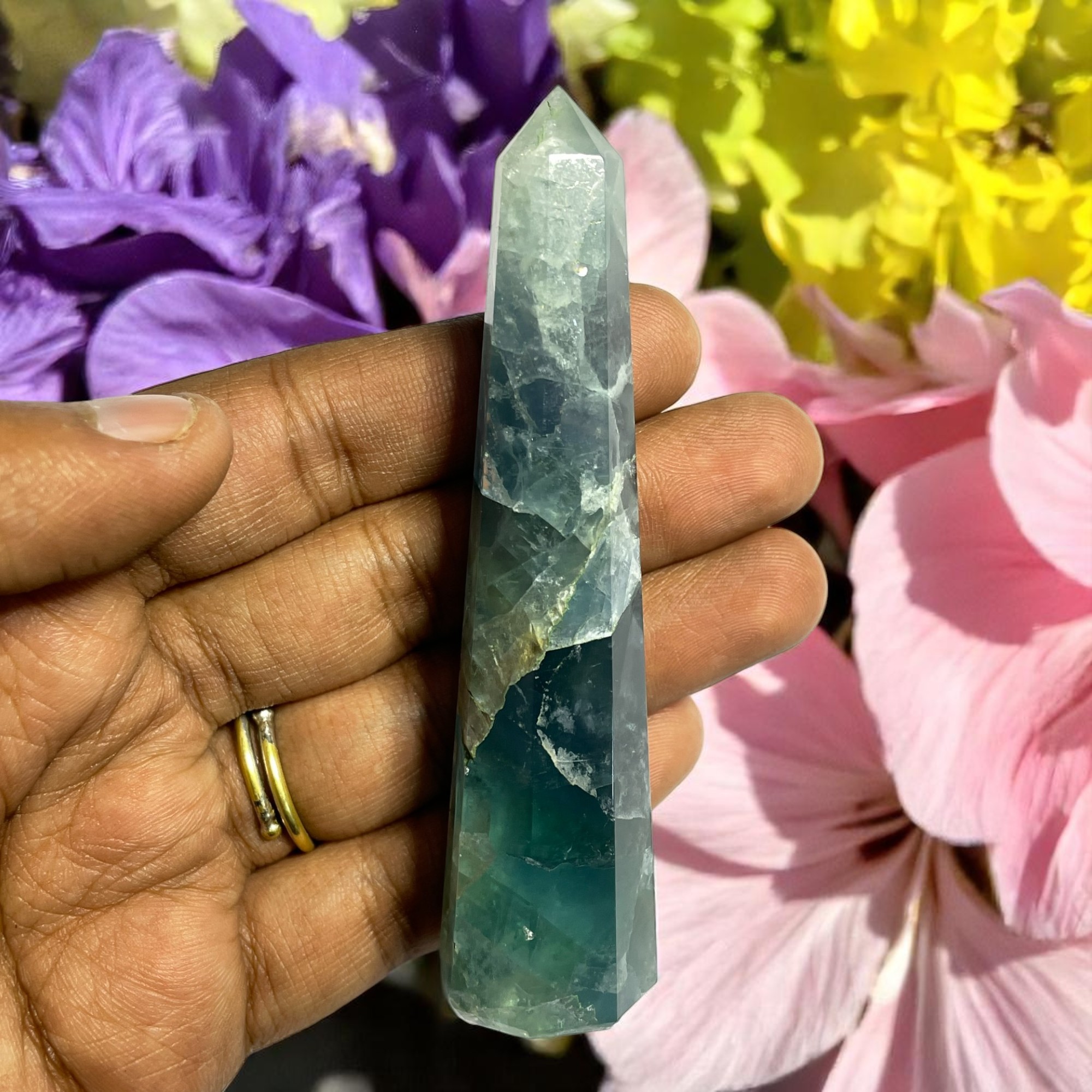Fluorite Wands for Crystal Healing, Crystal Therapy, Meditation, Chakra Balancing Unisex Men Women Brand : Rocksmins