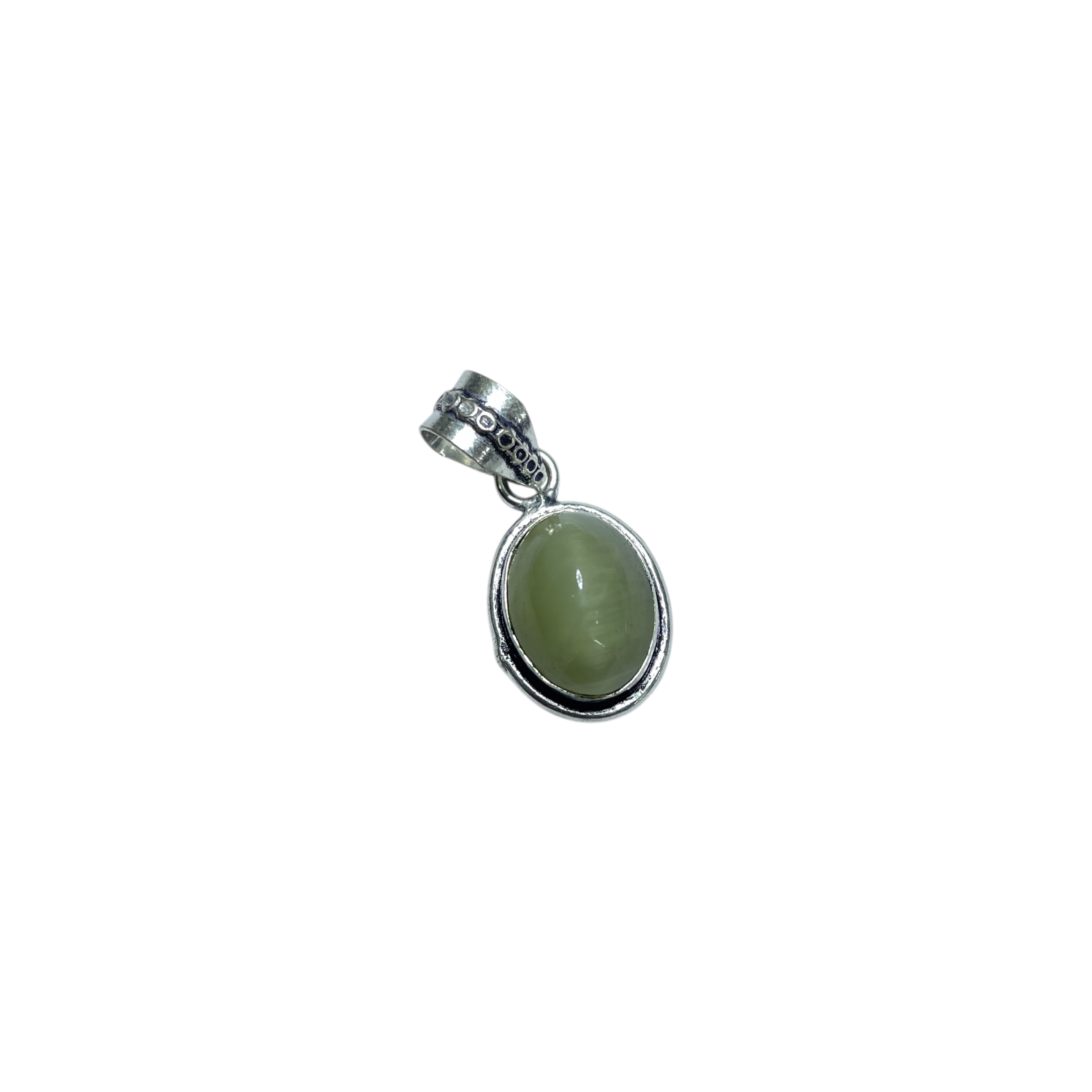 Cats Eye Crystal Pendant Discover the Power of Natural Crystals with Rocksmins: Elegantly Crafted Crystal Pendant Infused with Authentic Energies for Enhanced Well-Being and Spiritual Growth