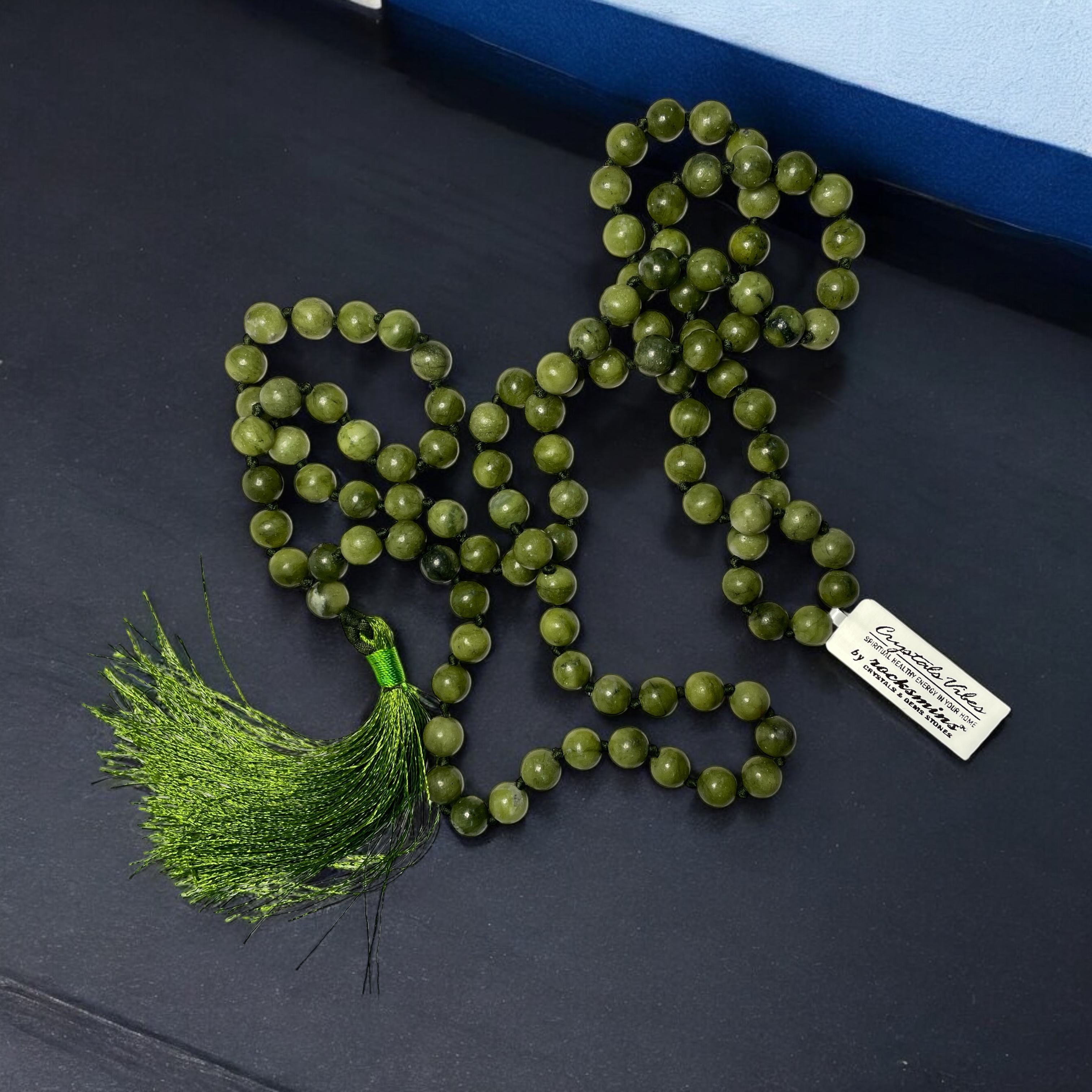 Vessonite Crystal Mala 108+1 Beads 8 mm Beads for Pooj Astrology for Wearing in Neck/Holding for Men Women Boys Girls