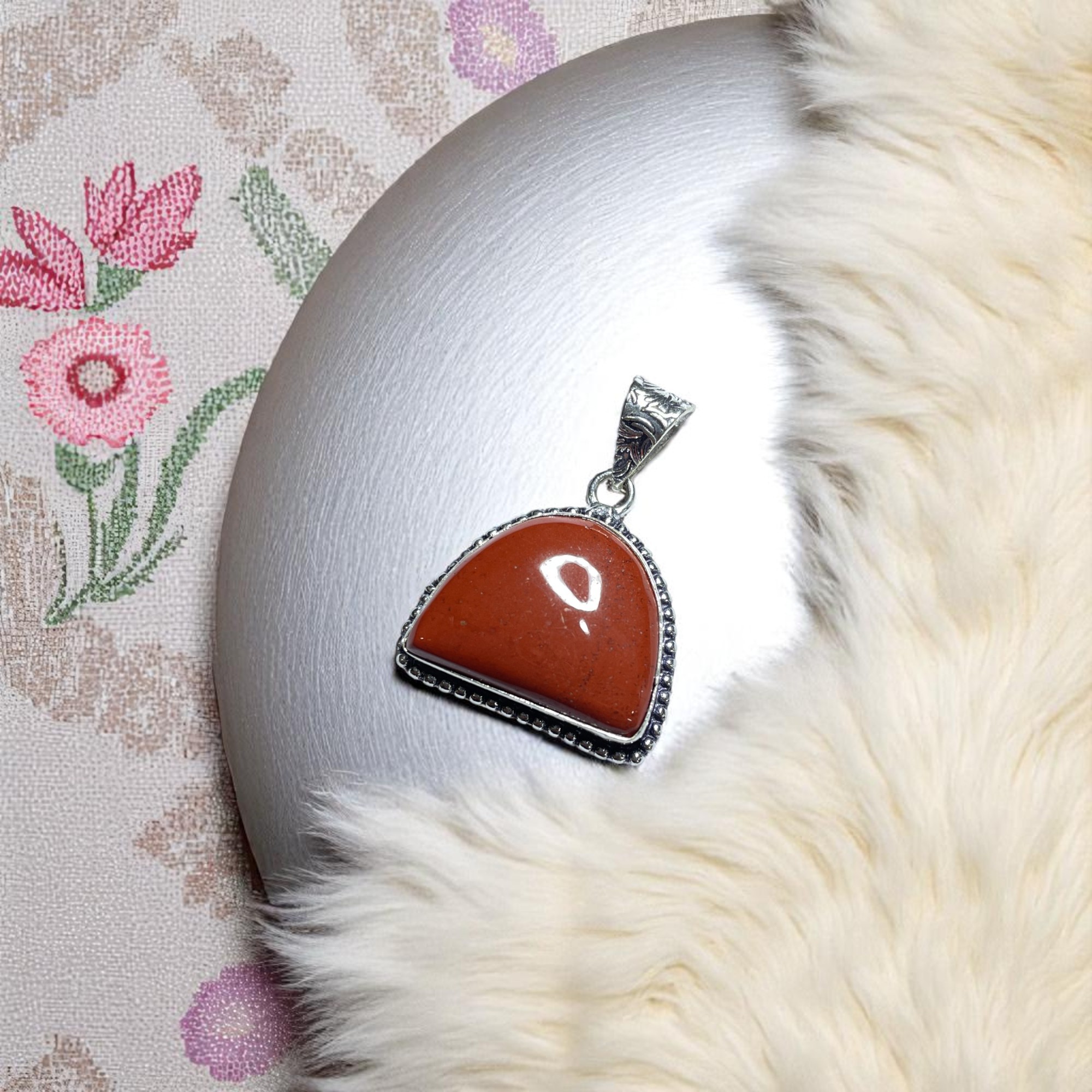 Jasper Red Crystal Pendant Discover the Power of Natural Crystals with Rocksmins. Elegantly Crafted Crystal Pendant Infused with Authentic Energies for Enhanced Well-Being and Spiritual Growth