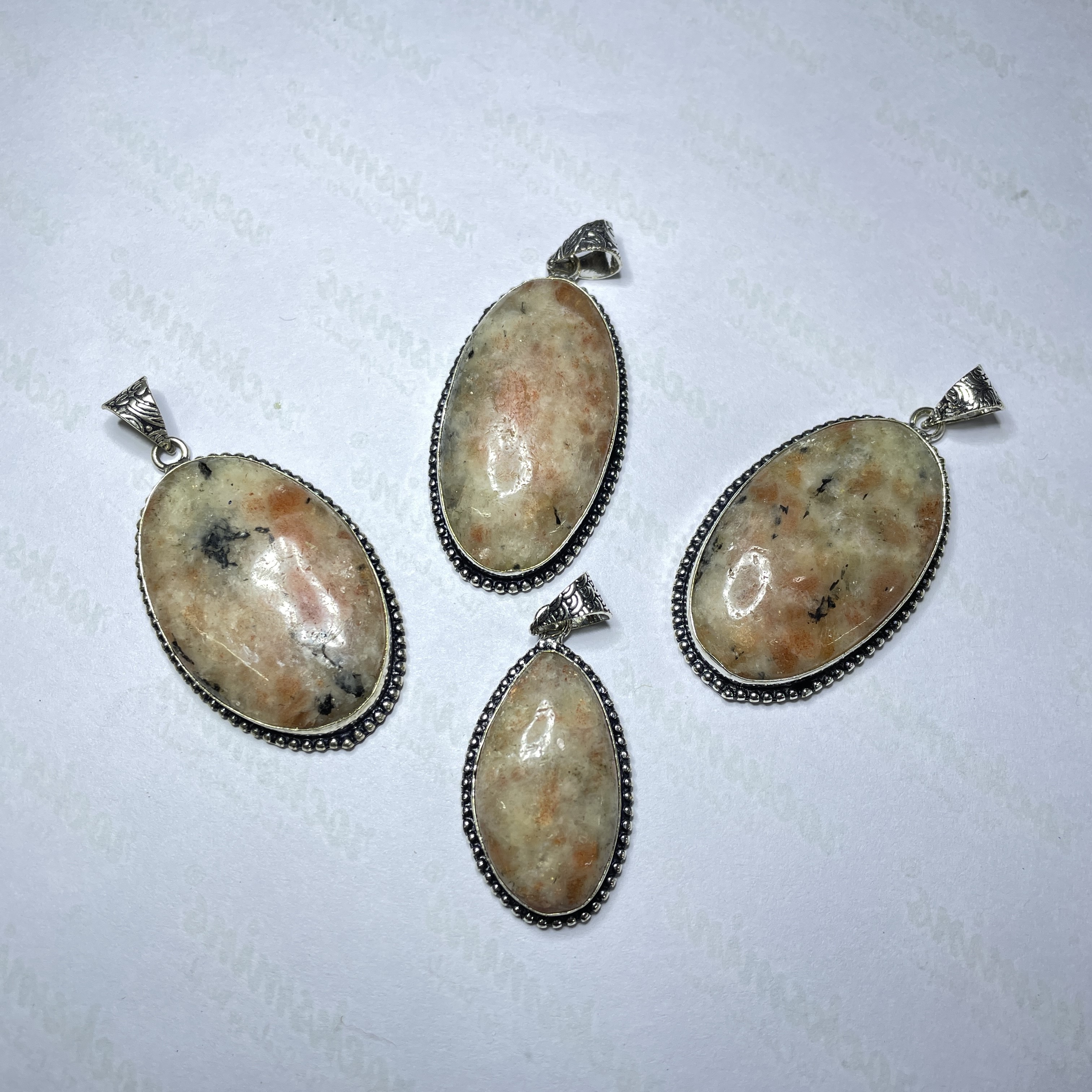 Sunstone Crystal Pendant Discover the Power of Natural Crystals with Rocksmins. Elegantly Crafted Crystal Pendant Infused with Authentic Energies for Enhanced Well-Being and Spiritual Growth