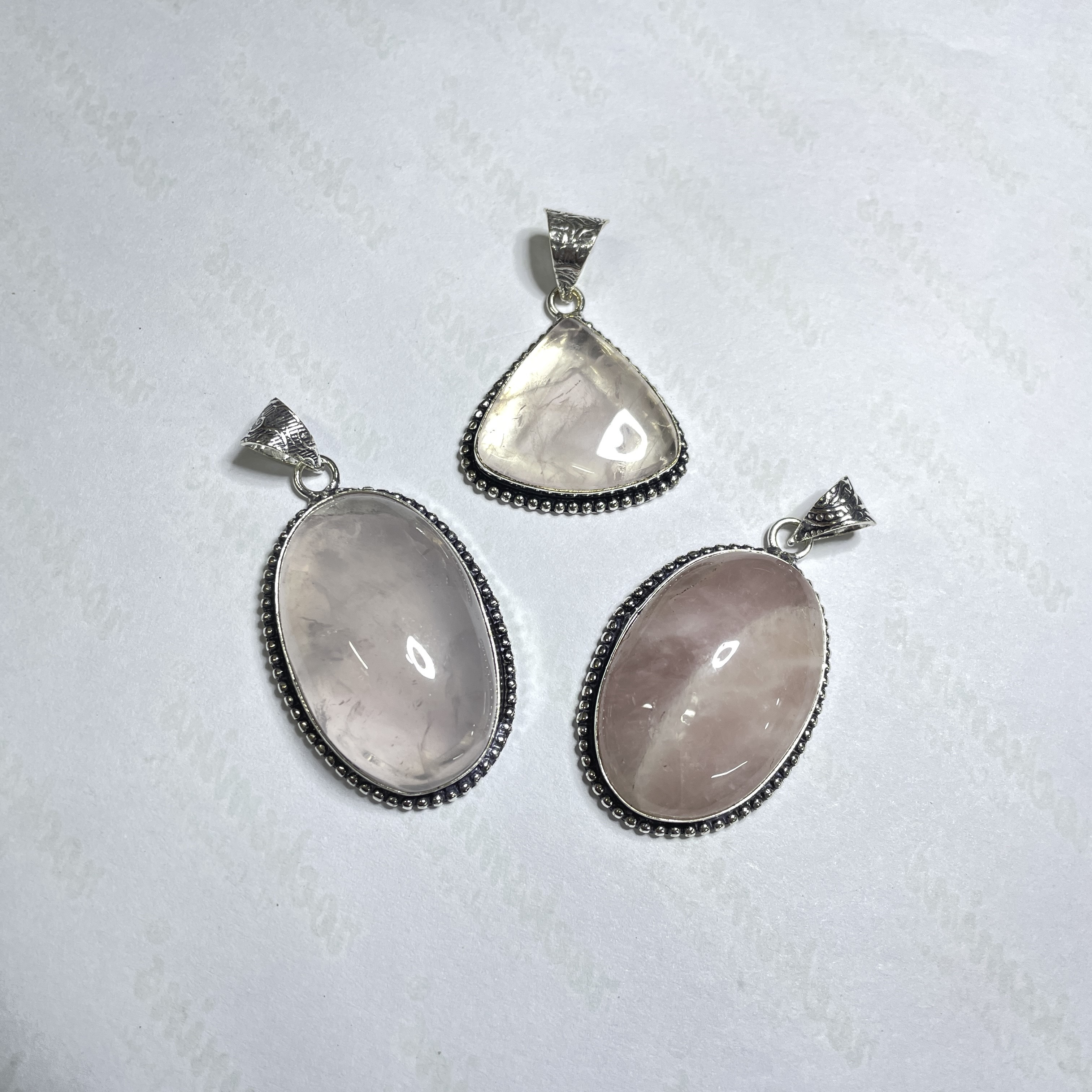 Rose Quartz Crystal Pendant Discover the Power of Natural Crystals with Rocksmins. Elegantly Crafted Crystal Pendant Infused with Authentic Energies for Enhanced Well-Being and Spiritual Growth